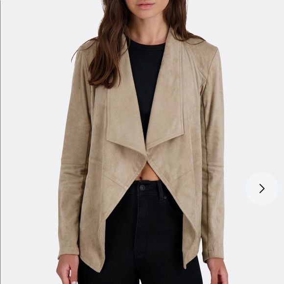BB Dakota Jackets & Blazers - BB Dakota Wade Faux Suede Drape Jacket in Toffee S